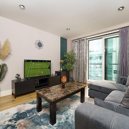 St George Wharf Daire Londra Dış mekan fotoğraf